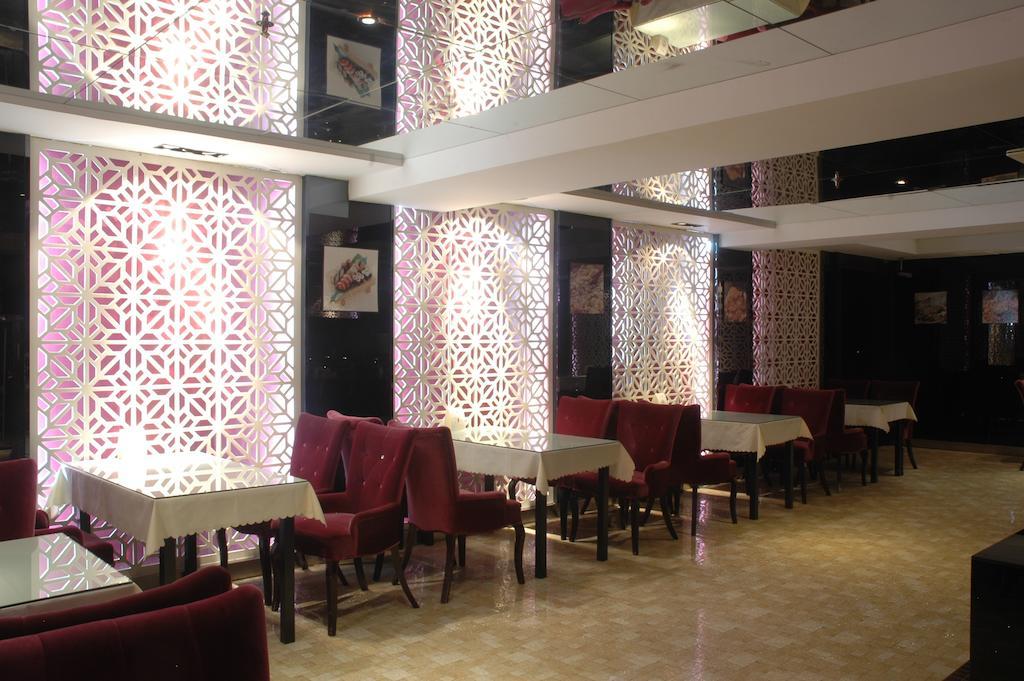 Harbin Yakelai Holiday Hotel Екстер'єр фото