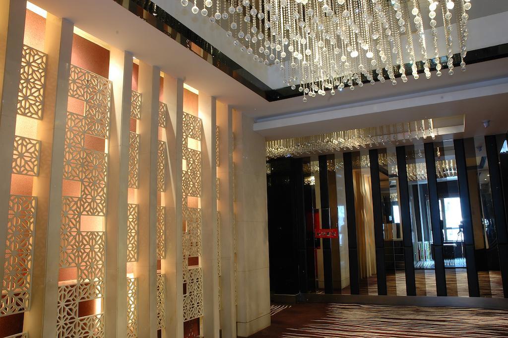 Harbin Yakelai Holiday Hotel Екстер'єр фото