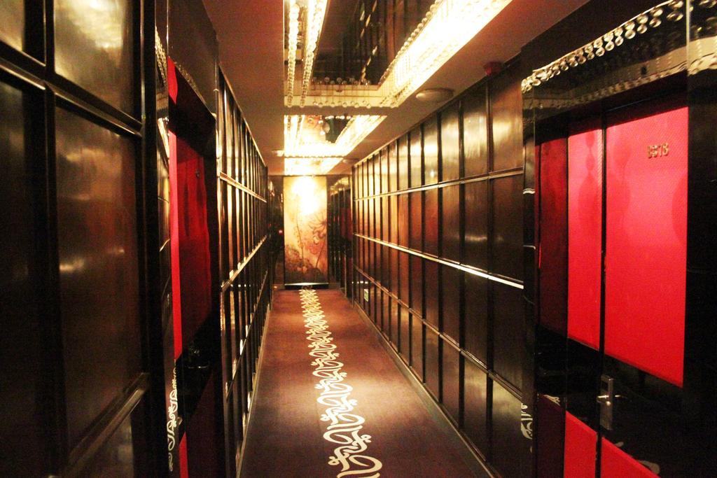 Harbin Yakelai Holiday Hotel Екстер'єр фото