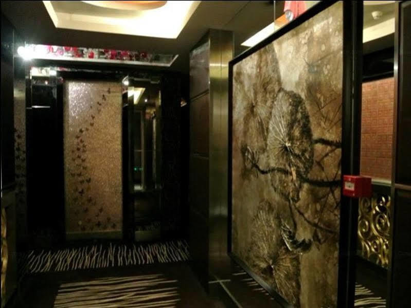 Harbin Yakelai Holiday Hotel Екстер'єр фото